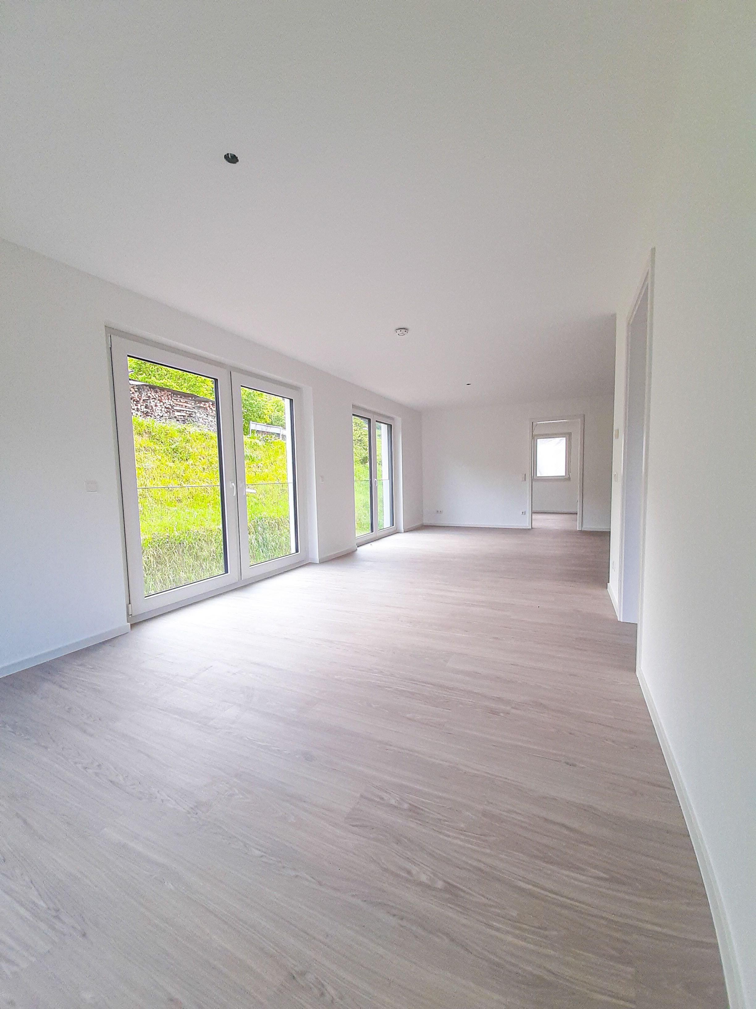 Terrassenwohnung zum Kauf 417.000 € 3,5 Zimmer 91,4 m²<br/>Wohnfläche EG<br/>Geschoss Hirsau Calw 75365