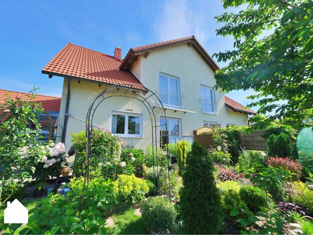 Doppelhaushälfte zum Kauf 429.000 € 4 Zimmer 119 m² 350 m² Grundstück frei ab 01.12.2026 Bindlacher Berg Bindlach 95463