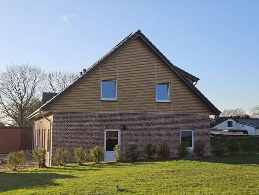 Doppelhaushälfte zum Kauf 314.000 € 5 Zimmer 109,7 m² 334 m² Grundstück Oster-Ohrstedt 25885