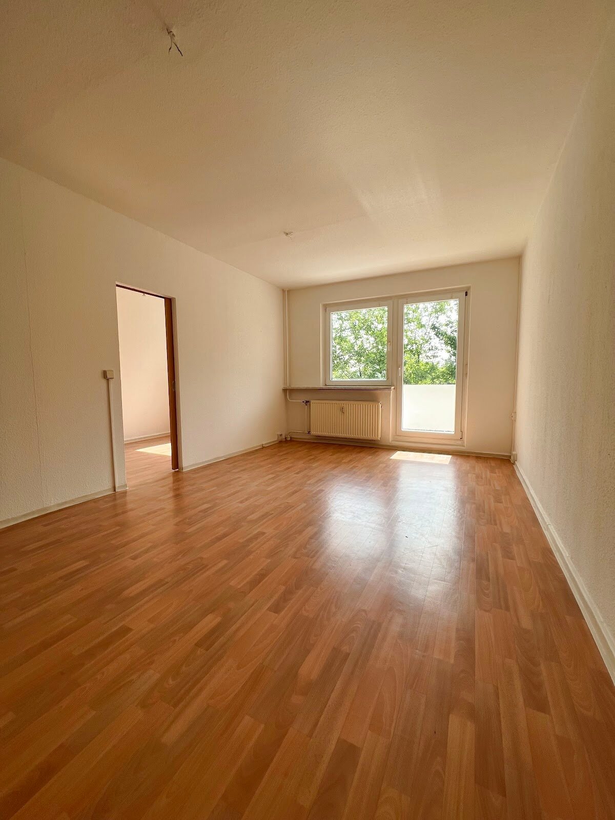 Wohnung zur Miete 285 € 2 Zimmer 54,1 m²<br/>Wohnfläche 1.<br/>Geschoss Jenaer Straße 75 Lusan - Jenaer Straße Gera 07549