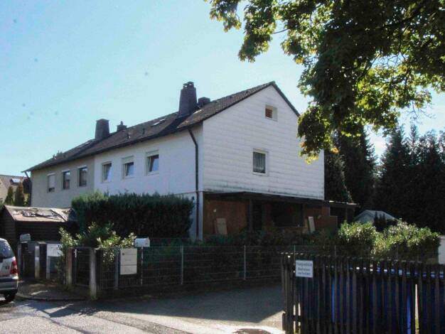 Mehrfamilienhaus zum Kauf als Kapitalanlage geeignet 495.000 € 6 Zimmer 127 m² 274,3 m² Grundstück Moorenbrunn Nürnberg 90475