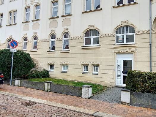 Wohnung zur Miete 450 € 4 Zimmer 89,8 m² Beethovenstraße 37 Preißelpöhl Plauen 08525