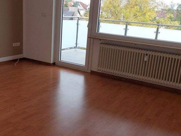 Wohnung zur Miete 1.100 € 3 Zimmer 81 m² 3. Geschoss Waldbüttelbrunn 97297