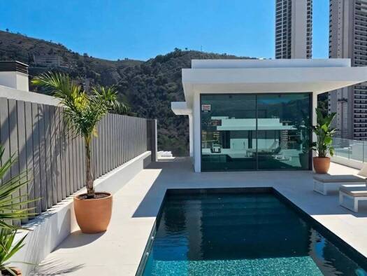 Villa zum Kauf 1.160.000 € 3 Zimmer 226 m² 573 m² Grundstück Benidorm 03503