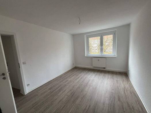 Wohnung zur Miete 315 € 2 Zimmer 46 m² frei ab sofort Marienthal Zwickau 08060