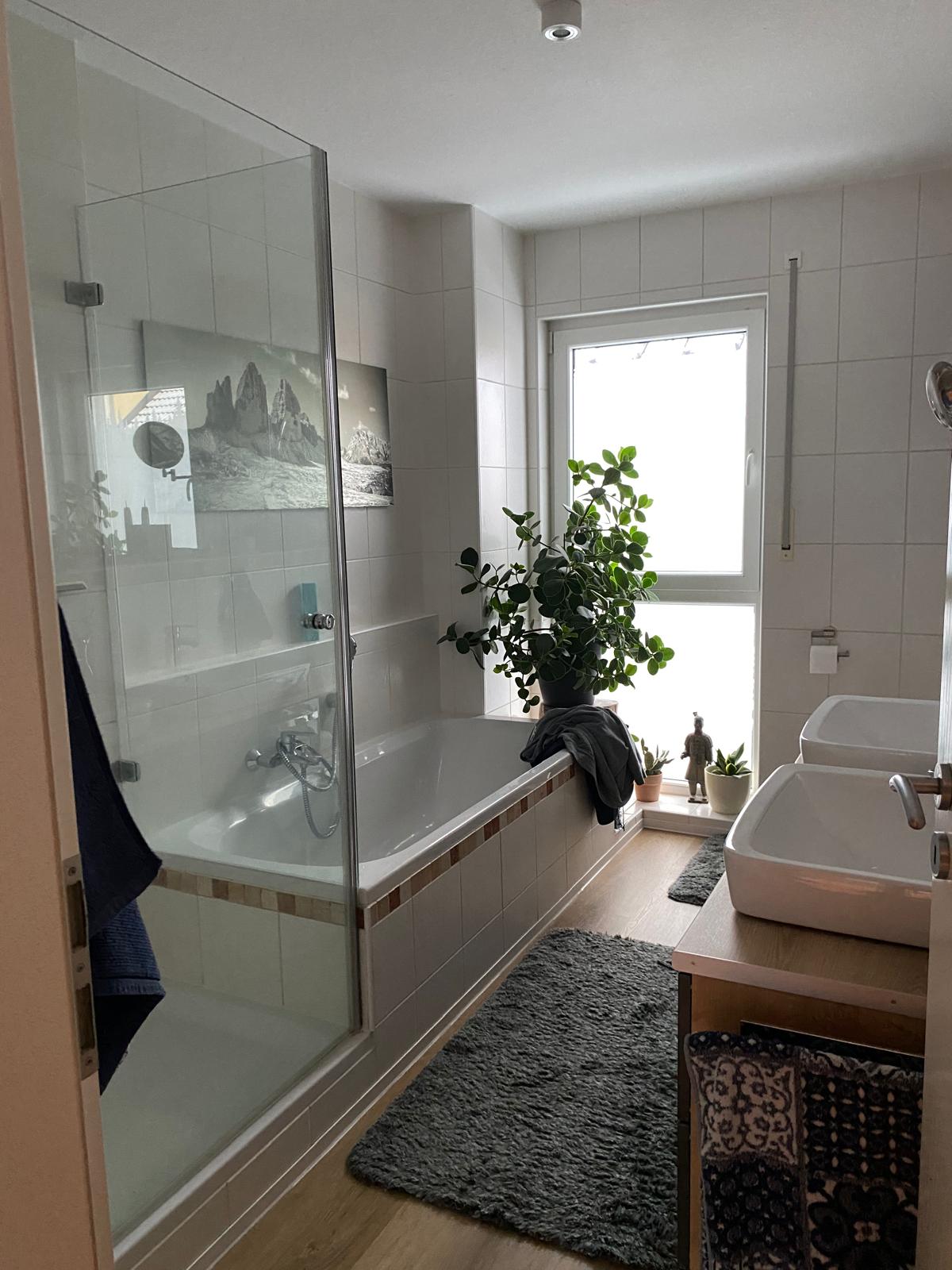 Reihenmittelhaus zur Miete 1.780 € 5 Zimmer 129 m²<br/>Wohnfläche 125 m²<br/>Grundstück 15.03.2025<br/>Verfügbarkeit Schlossweiherstr. 38 Mögeldorf Nürnberg 90482