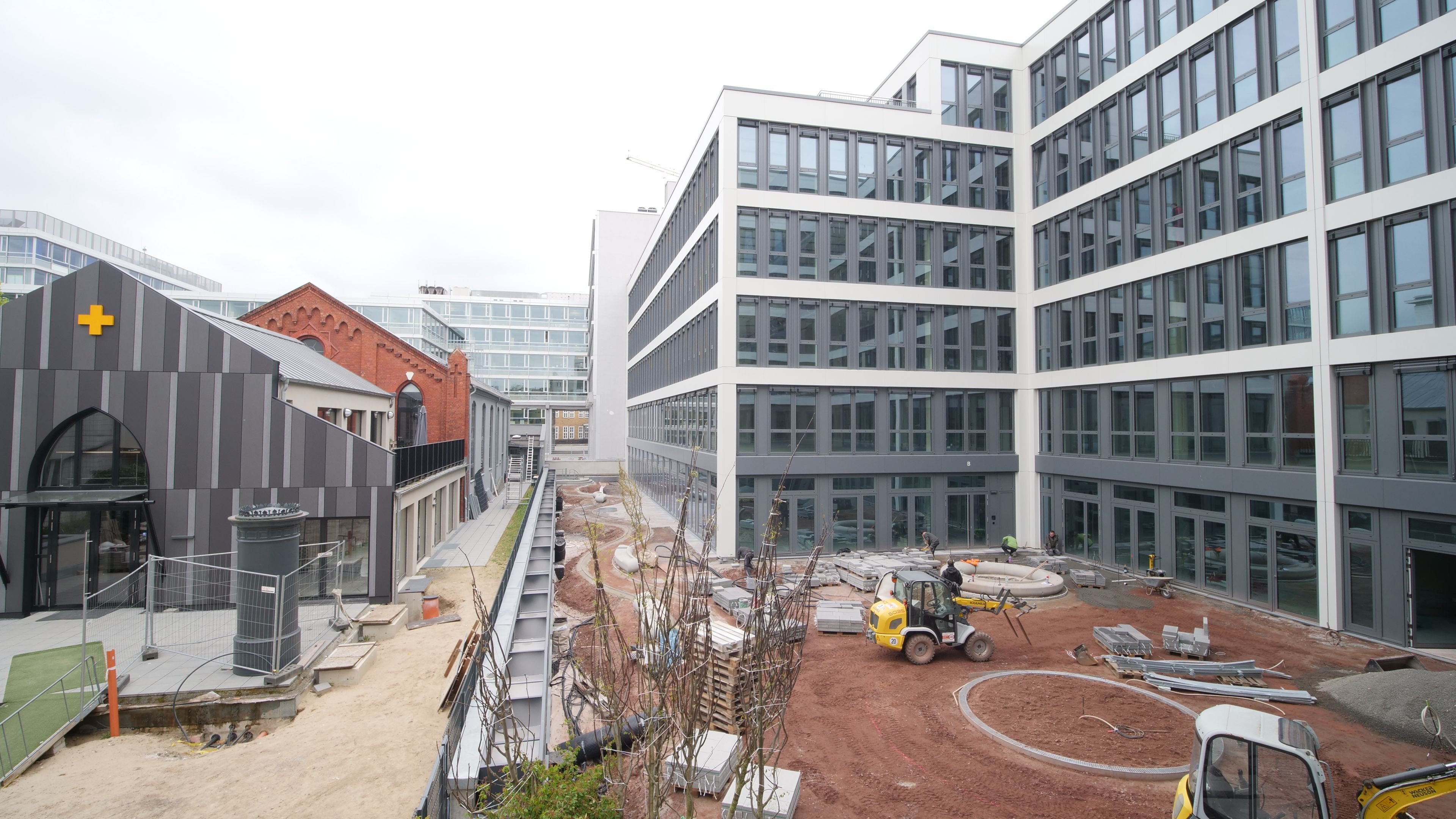 Büro-/Praxisfläche zur Miete provisionsfrei 26 € 373 m²<br/>Bürofläche Wedding Berlin 13353