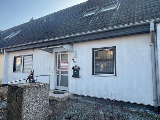 Reihenmittelhaus zum Kauf 470.000 € 6 Zimmer 140 m² 225 m² Grundstück frei ab sofort Weiterstadt 64331