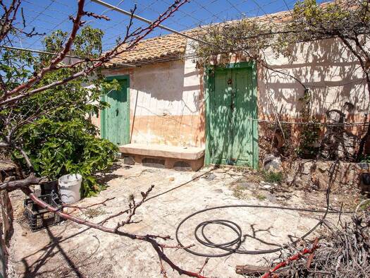 Haus zum Kauf provisionsfrei 132.000 € 3 Zimmer 200 m² 24.000 m² Grundstück frei ab sofort El Espinillo 35368