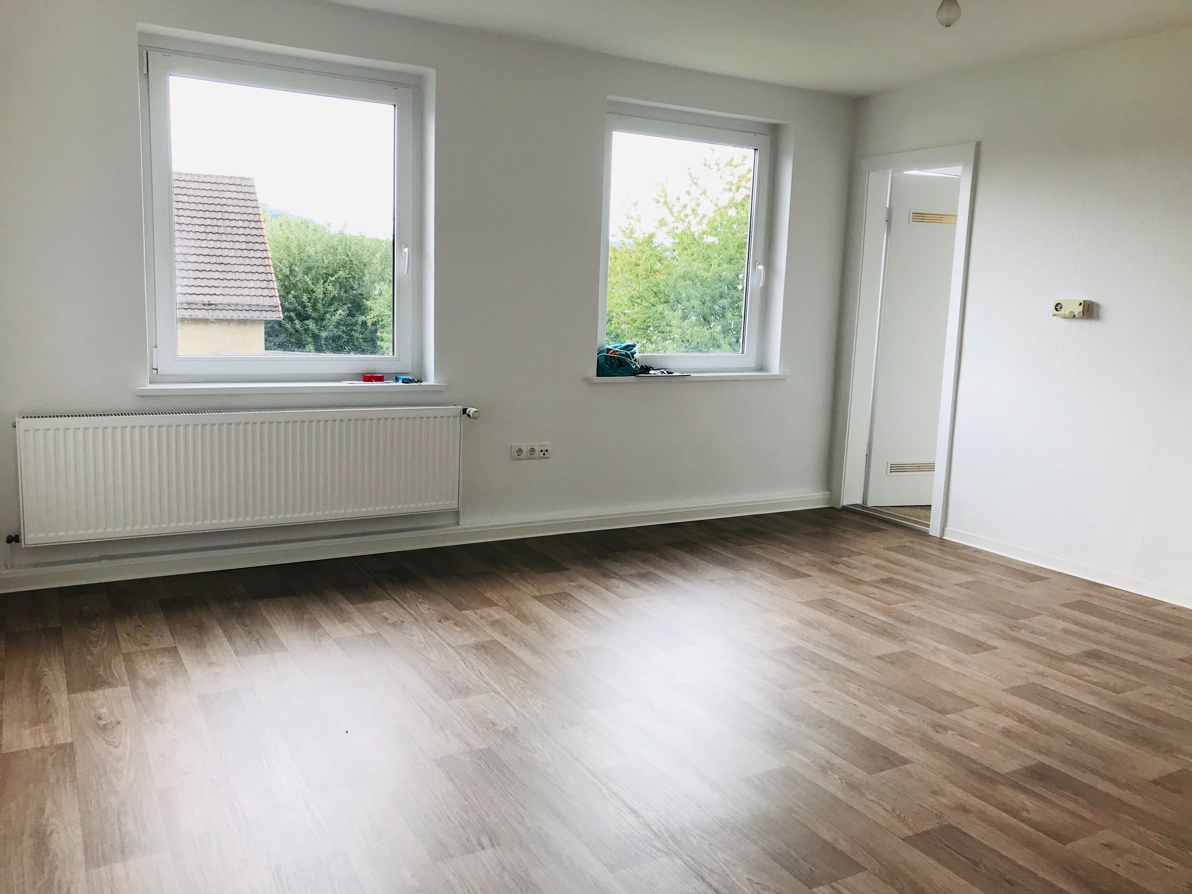 Wohnung zur Miete 250 € 1 Zimmer 32,7 m²<br/>Wohnfläche EG<br/>Geschoss ab sofort<br/>Verfügbarkeit Sohnreystraße 9 Lauenförde Lauenförde 37697