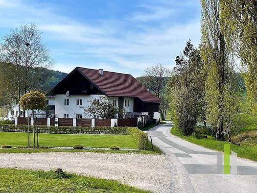 Bauernhof zum Kauf 585.000 € 15.000 m² Grundstück Nußdorf am Haunsberg 5151