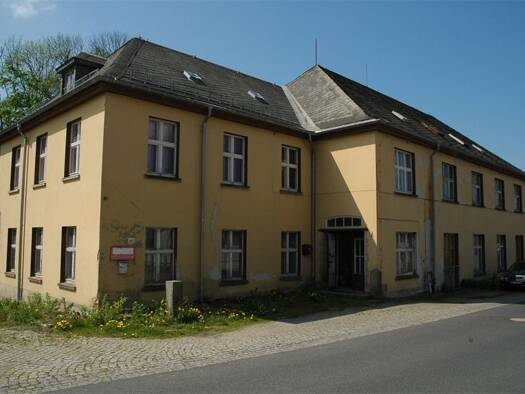 Bürogebäude zum Kauf als Kapitalanlage geeignet 199 € 14 Zimmer 1.500 m² 1.498 m² Grundstück Polenz Neustadt in Sachsen 01844