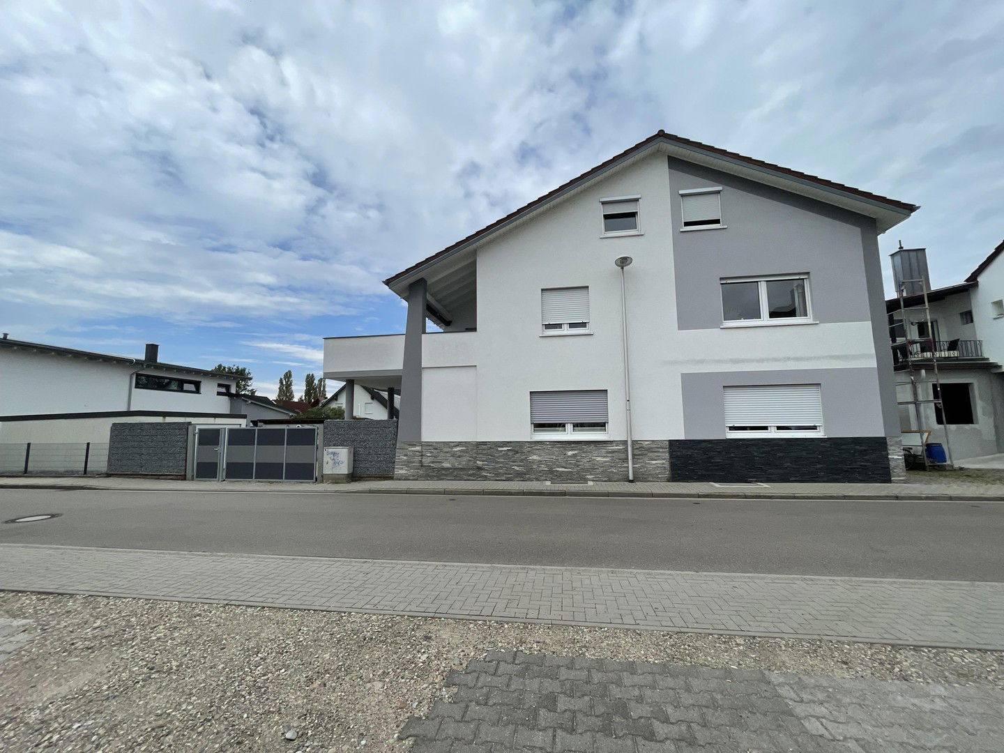 Mehrfamilienhaus zum Kauf provisionsfrei 780.000 € 11 Zimmer 251 m²<br/>Wohnfläche 726 m²<br/>Grundstück Oberachern Achern 77855