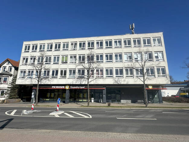 Wohn- und Geschäftshaus zum Kauf als Kapitalanlage geeignet 2.205.000 € 575 m² 763 m² Grundstück Goslar 38640