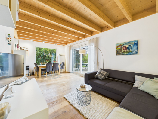 Einfamilienhaus zum Kauf 850.000 € 5 Zimmer 147 m² 640 m² Grundstück Usingen 61250