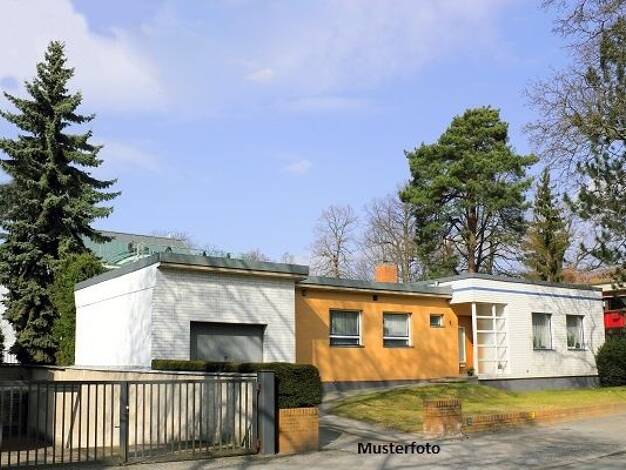Einfamilienhaus zum Kauf 215.400 € 6 Zimmer 150 m² 577 m² Grundstück Apolda Apolda 99510