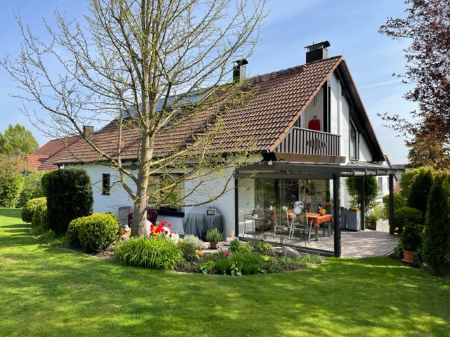 Einfamilienhaus zum Kauf 695.000 € 5 Zimmer 152 m²<br/>Wohnfläche 913 m²<br/>Grundstück Neustadt Neustadt/Aisch 91413