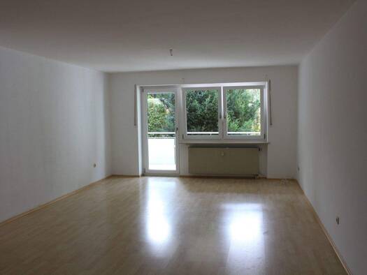 Wohnung zur Miete 900 € 4 Zimmer 100 m² frei ab 15.03.2026 Deggendorf 94469
