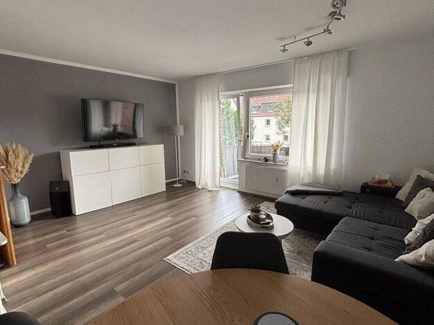Wohnung zur Miete 900 € 2 Zimmer 74 m² 1. Geschoss frei ab 15.11.2026 Merkenich Köln 50769