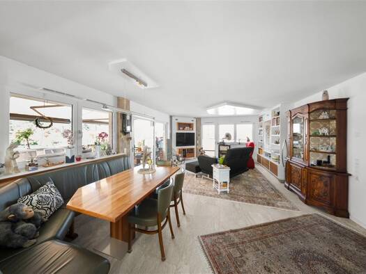 Penthouse zum Kauf 839.000 € 3 Zimmer 142,1 m² Dettingen an der Erms 72581