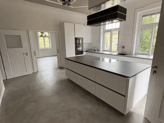 Wohnung zur Miete 1.500 € 3 Zimmer 158 m² frei ab 17.09.2026 Innenstadt Reutlingen 72764