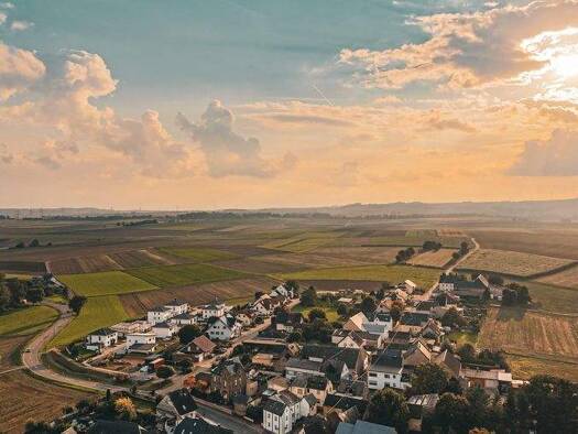 Doppelhaushälfte zum Kauf - Erstbezug 419.000 € 5 Zimmer 142 m² 300 m² Grundstück Polch 56751