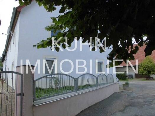 Bauernhaus zum Kauf 396.000 € 8 Zimmer 300 m² 2.000 m² Grundstück Ullendorf Klipphausen 01665