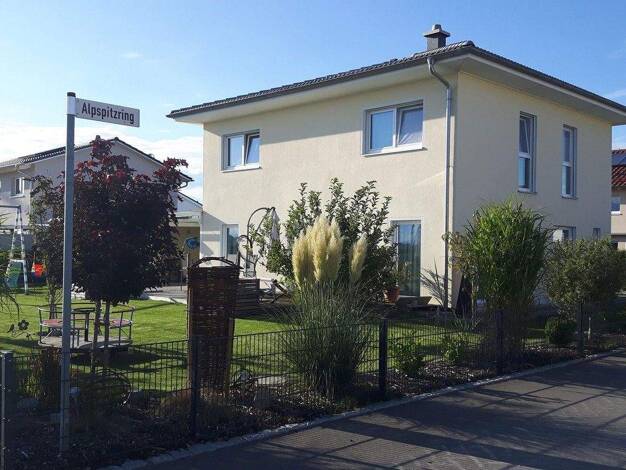 Einfamilienhaus zum Kauf provisionsfrei 580.000 € 5 Zimmer 146,9 m² 603 m² Grundstück frei ab 23.02.2026 Alpspitzring XX Ostendorf Meitingen 86405
