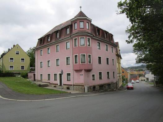 Mehrfamilienhaus zum Kauf 295.000 € 624 m² 749 m² Grundstück frei ab sofort Selb 95100