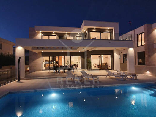 Villa zum Kauf 1.670.000 € 5 Zimmer 310 m² 750 m² Grundstück Novalja 53291