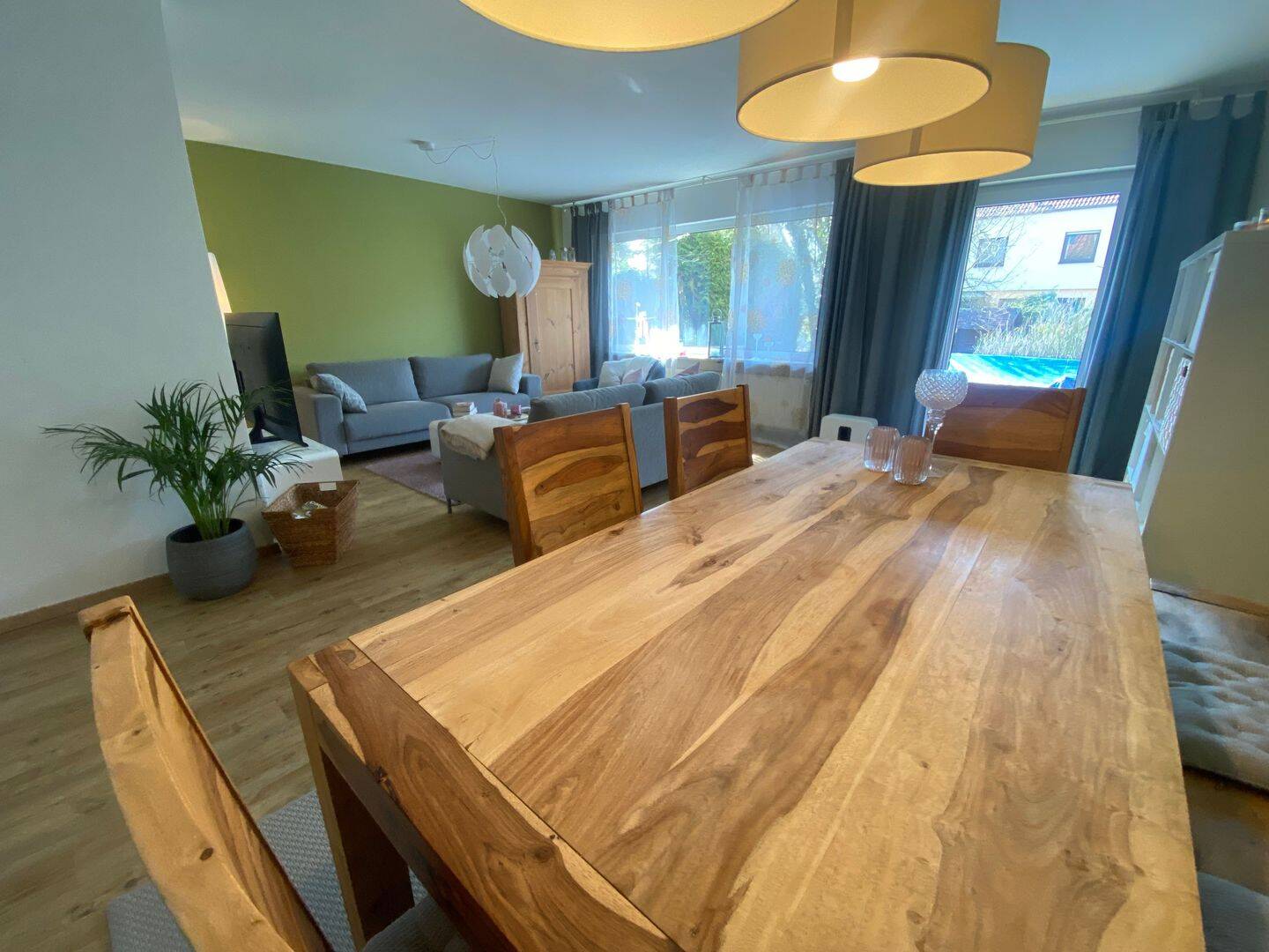 Property thumbnail 2