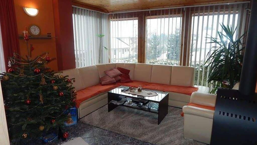 Mehrfamilienhaus zum Kauf 710.500 € 18 Zimmer 860 m² 1.000 m² Grundstück Vonyarcvashegy 8314