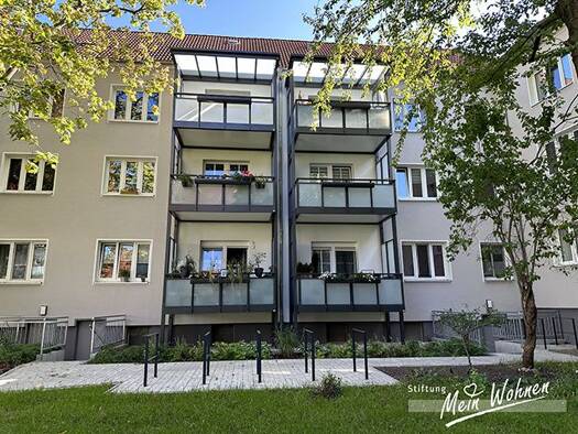 Wohnung zur Miete 420 € 2 Zimmer 48,5 m² 2. Geschoss frei ab 01.08.2026 Rossbachstr. 54 Lutherplatz Halle 06112