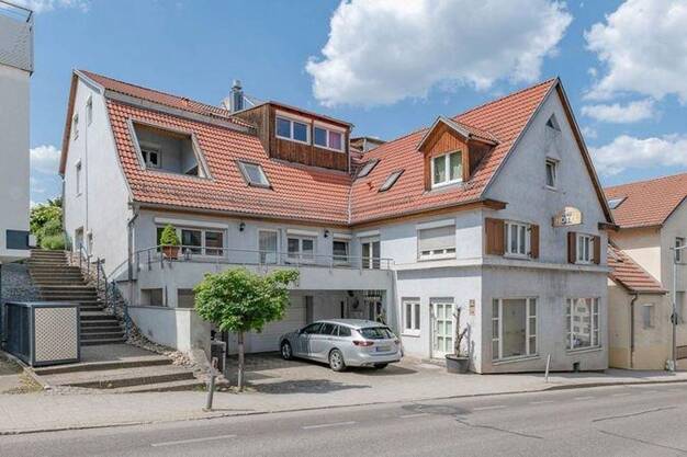 Mehrfamilienhaus zum Kauf provisionsfrei 1.475.000 € 20 Zimmer 775 m² 377 m² Grundstück Plieninger Straße 8 Scharnhausen Ostfildern 73760