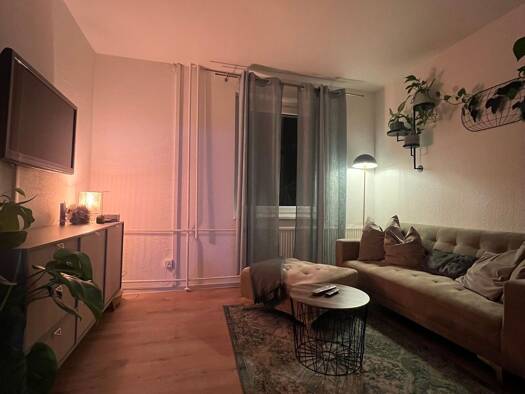 Wohnung zur Miete 605 € 2 Zimmer 42 m² Geschoss 1/5 frei ab 30.12.2025 Friedrichshain Berlin 10247