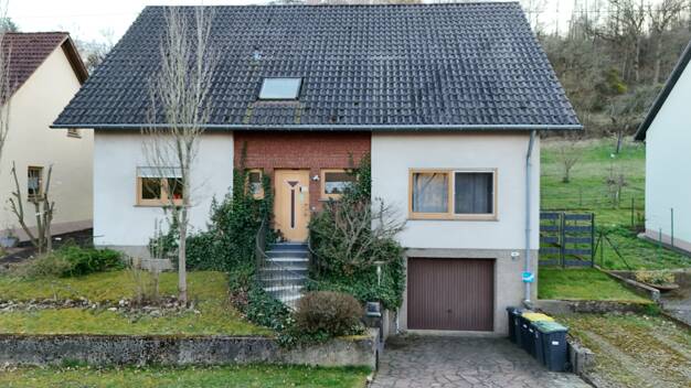 Haus zum Kauf 300.000 € 183 m² 479 m² Grundstück fremersdorferstrasse 44a Mechern Merzig 66663