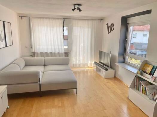 Wohnung zur Miete 900 € 3,5 Zimmer 74 m² 1. Geschoss frei ab sofort Mörikestraße Kirchberg Kirchberg an der Murr 71737