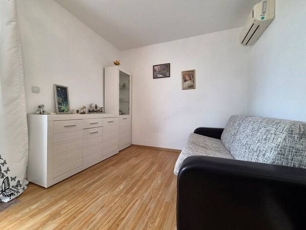 Wohnung zum Kauf provisionsfrei 52.500 € 1 Zimmer 31 m² 4. Geschoss sonne 8240