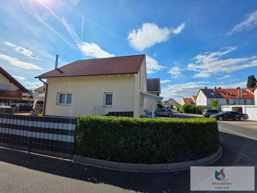 Einfamilienhaus zum Kauf 595.000 € 4 Zimmer 122,5 m² 420 m² Grundstück Langendiebach Erlensee 63526
