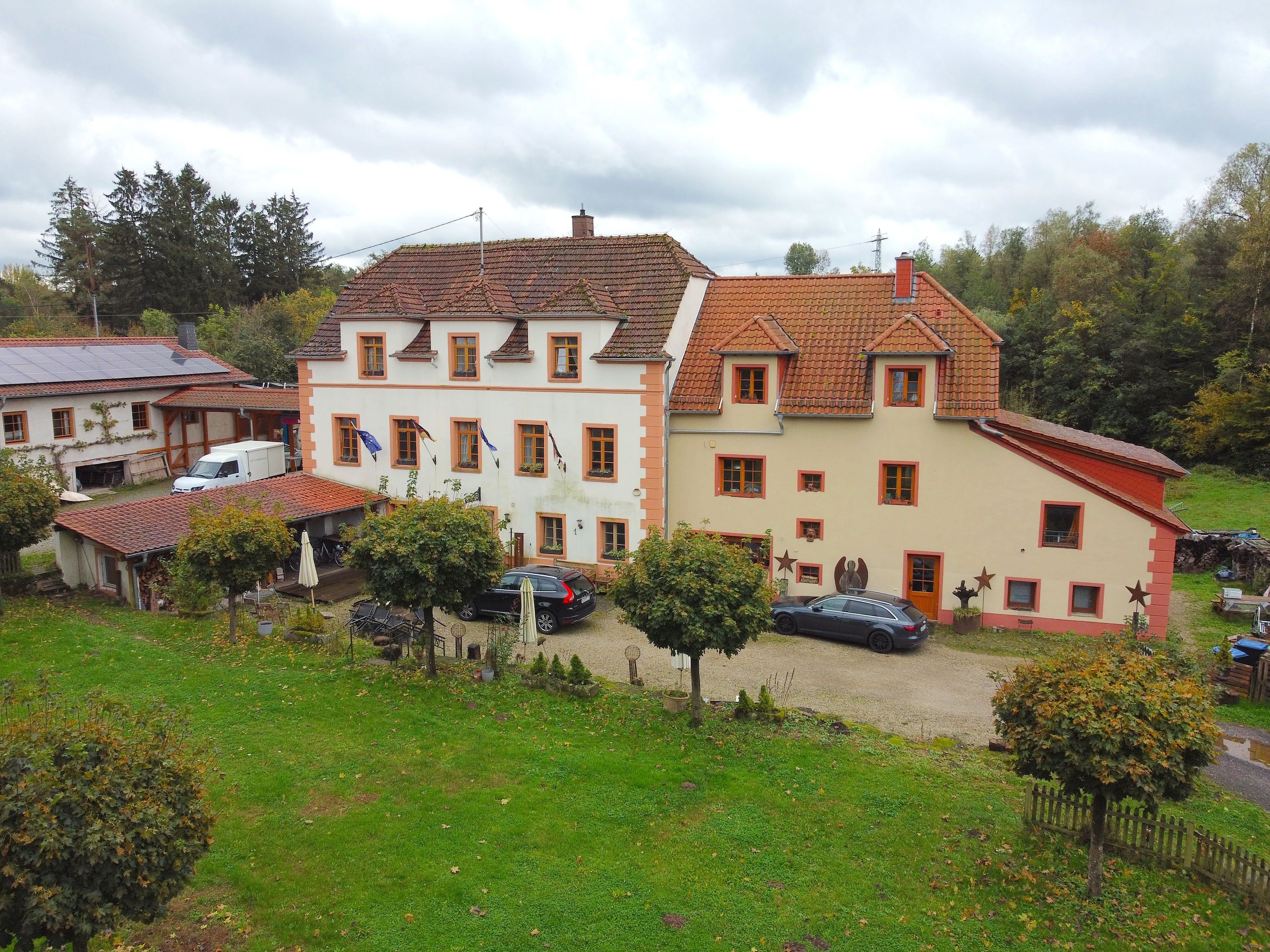 Mehrfamilienhaus zum Kauf als Kapitalanlage geeignet 795.000 € 594 m²<br/>Wohnfläche 5.112 m²<br/>Grundstück Waldmohr 66914