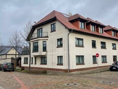 Mehrfamilienhaus zum Kauf provisionsfrei 397.000 € 6 Zimmer 237 m² 334 m² Grundstück Meyenburg Meyenburg 16945