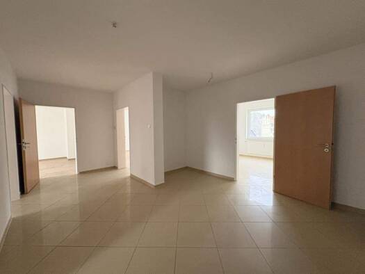 Wohnung zur Miete 759 € 4 Zimmer 111 m² 3. Geschoss Hafenstraße 191 Lehe Bremerhaven 27568