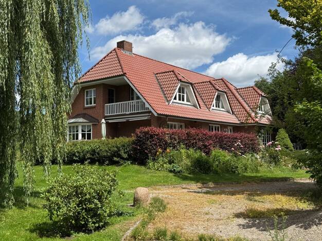 Haus zum Kauf 789.000 € 8 Zimmer 255 m² 6.177 m² Grundstück Gresse 19258