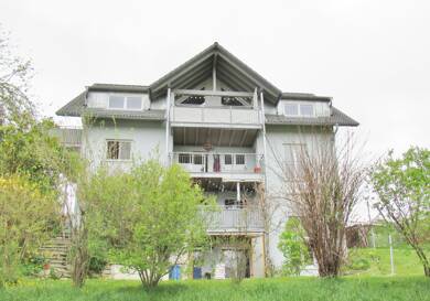 Maisonette zum Kauf 339.000 € 6 Zimmer 143 m² Dachgeschoss, 3. Geschoss Bergstraße 6 Berau Ühlingen-Birkendorf 79777