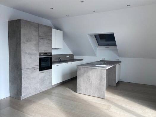 Wohnung zur Miete 970 € 3 Zimmer 78,5 m² 1. Geschoss frei ab 01.04.2026 Eschenbach Markt Erlbach 91459