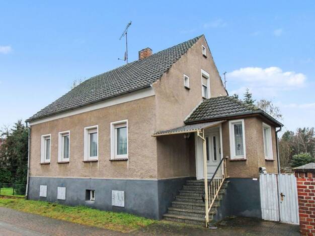 Einfamilienhaus zum Kauf 185.000 € 4,5 Zimmer 100,2 m² 955,2 m² Grundstück Hoppegarten b Müncheberg Müncheberg 15374