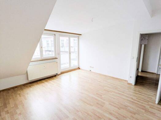 Wohnung zur Miete 395 € 2 Zimmer 57 m² 2. Geschoss frei ab sofort Schützenstr. 16 Innenstadt Görlitz 02826