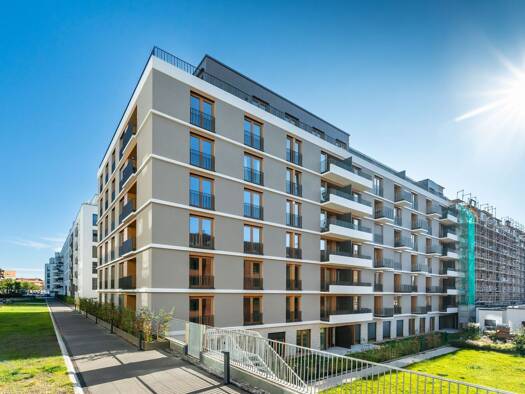 Wohnung zur Miete - Erstbezug 2.183 € 3 Zimmer 79,5 m² EG frei ab sofort Pufendorfstraße 3A-3E Friedrichshain Berlin 10249