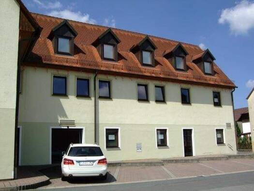 Wohnung zur Miete 700 € 3 Zimmer 77 m² 2. Geschoss frei ab 01.04.2026 Weisendorf 91085