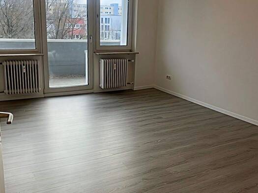 Wohnung zur Miete 900 € 3 Zimmer 82,5 m² frei ab 01.02.2026 Äußere Bayreuther Straße 63 Schoppershof Nürnberg 90409